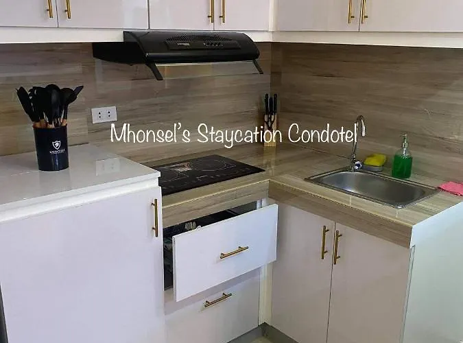 Mhonsel'S Staycation Condotel 5* Manila